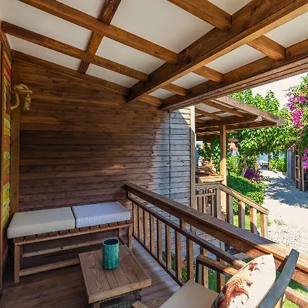 Giritimu Evleri 度假居 *